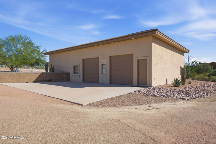 Property Photo: 1532 N Roadrunner Road AZ 85119
