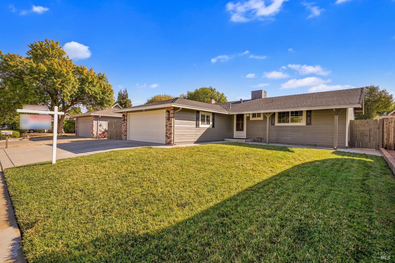 Property Photo: 117 Kearney Way CA 95687
