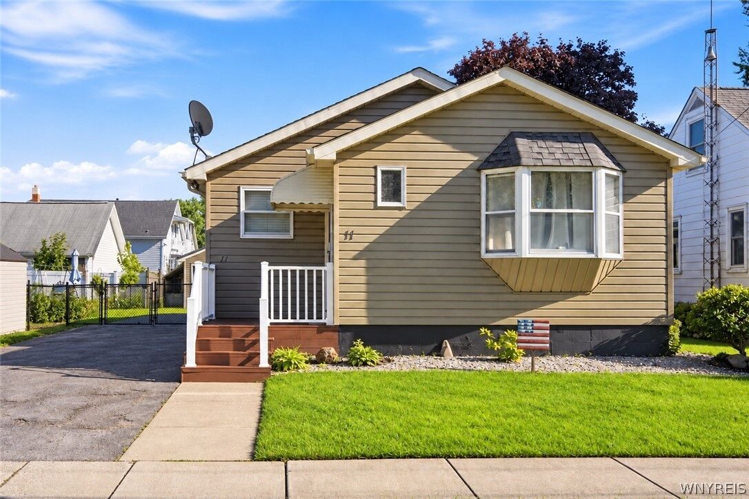 Property Photo:  11 Schuler Avenue  NY 14150 