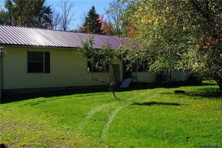 Property Photo:  565 Ewing Road  NY 14727 