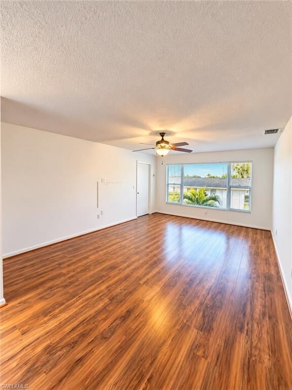 Property Photo:  1304 S Brandywine Cir 3  FL 33919 