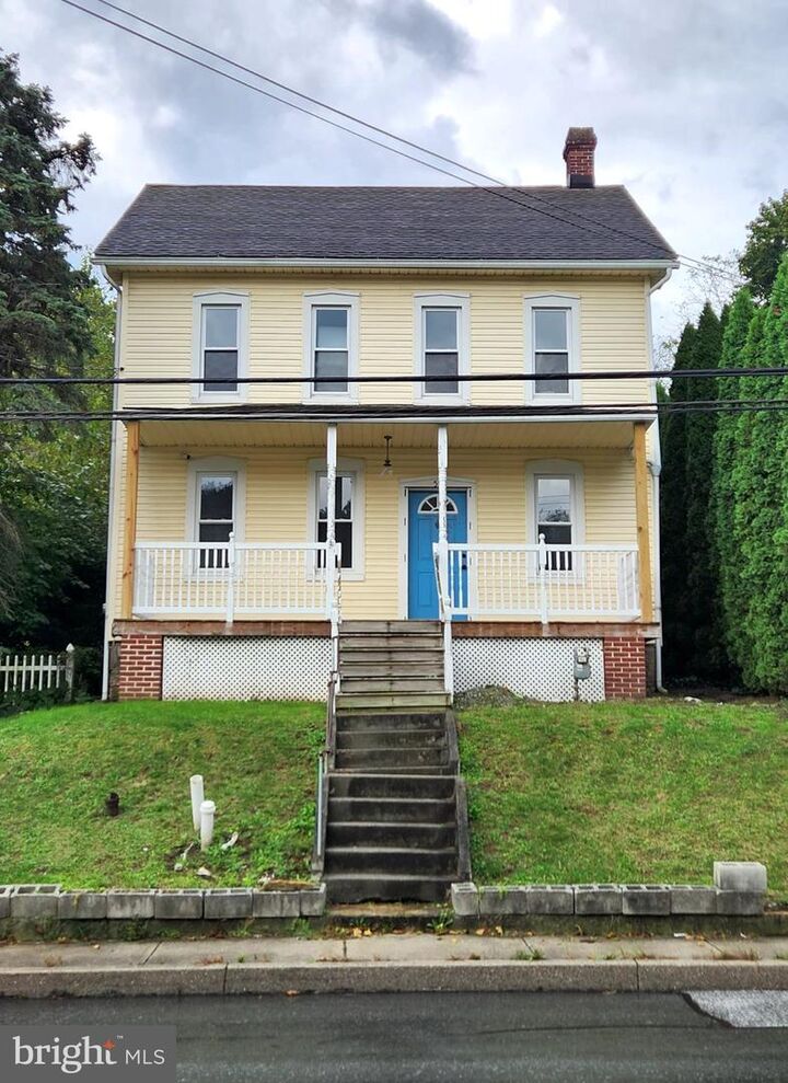 Property Photo: 55 E Main Street PA 17366