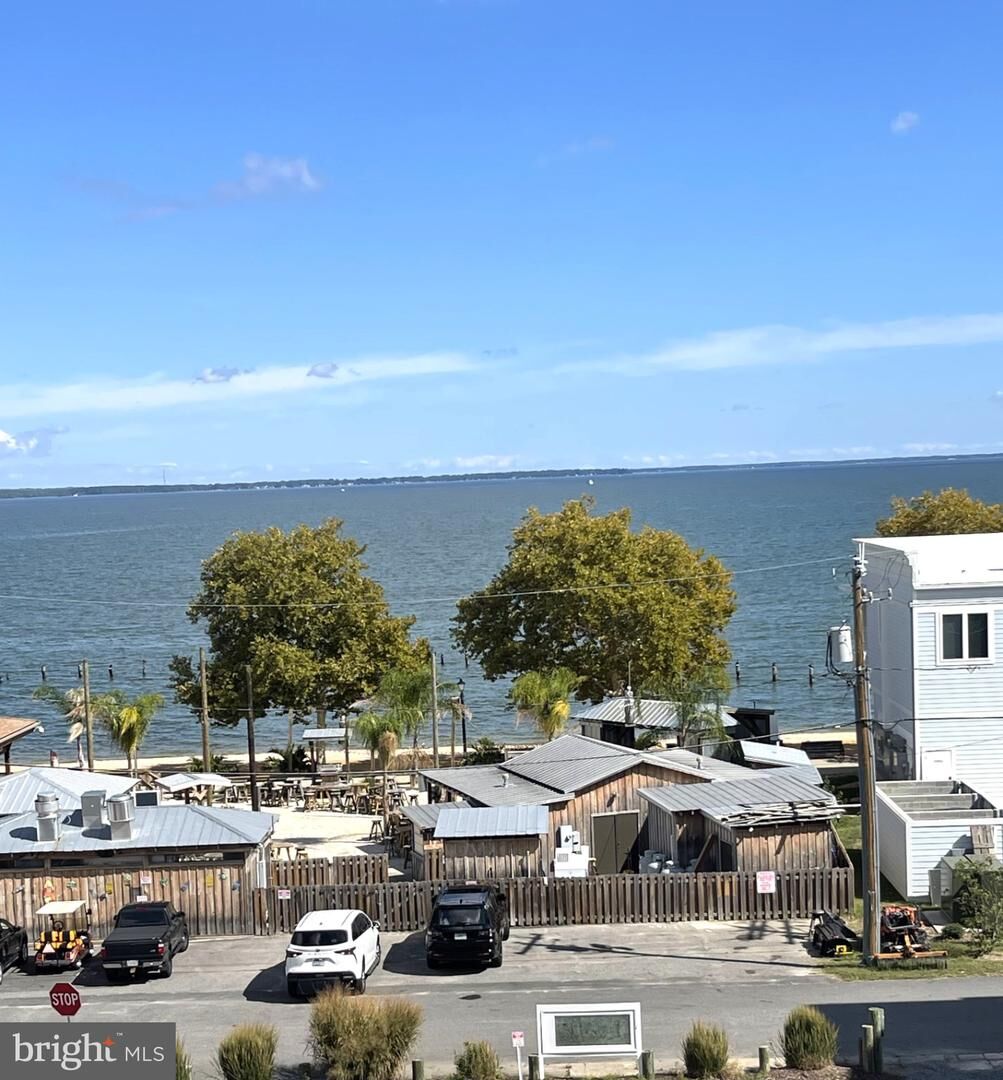 Property Photo:  103 N Irving Avenue 406  VA 22443 