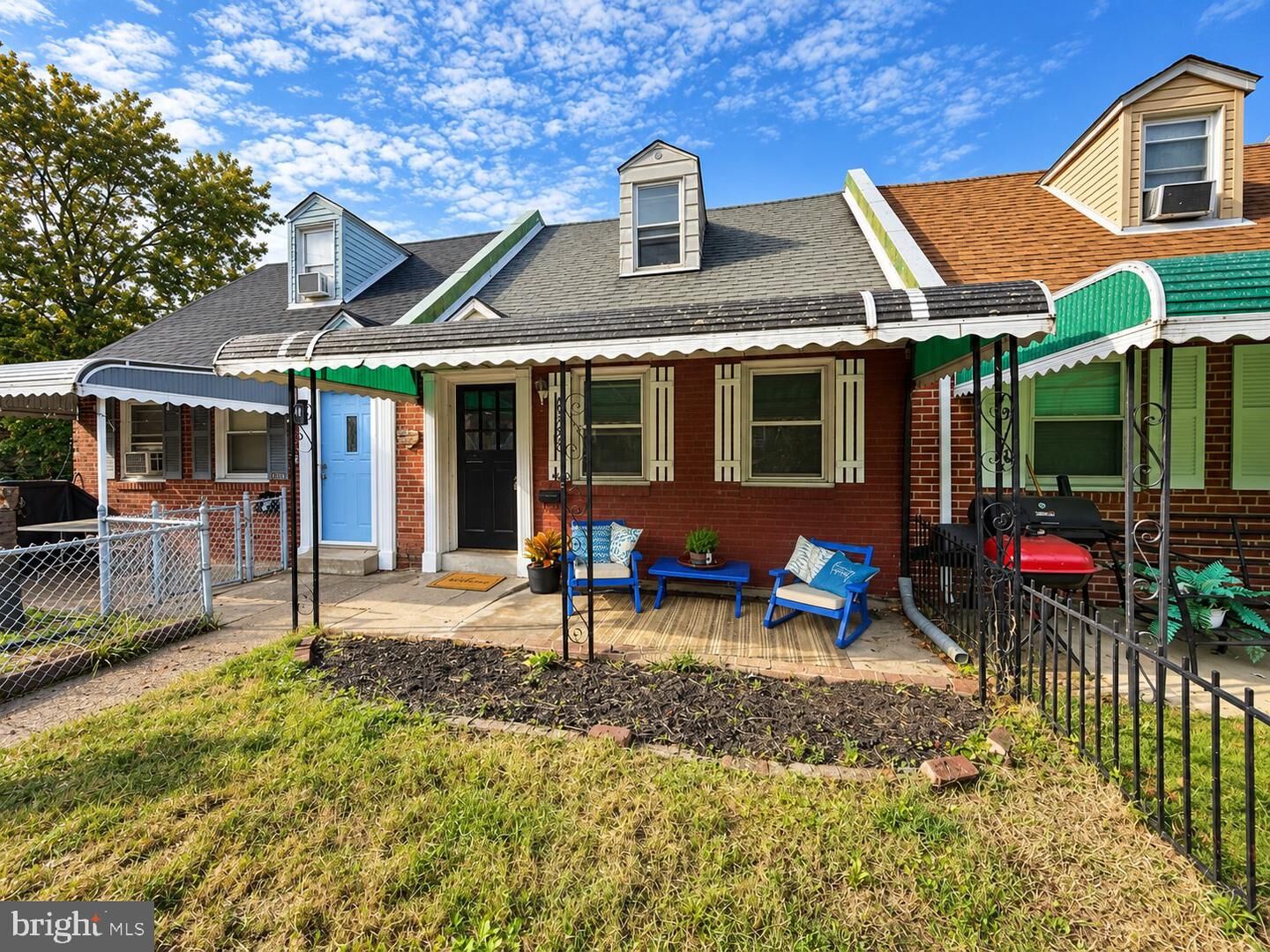 Property Photo:  6929 Ruskin Lane  PA 19082 