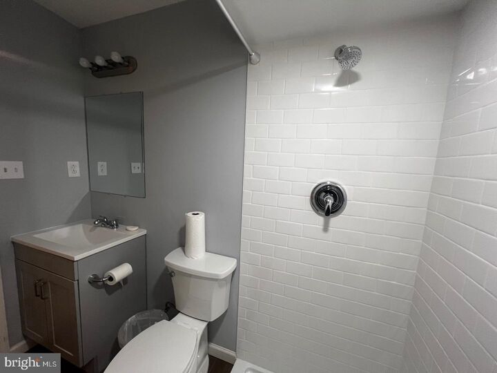 Property Photo:  14523 Kestral Court  VA 22193 