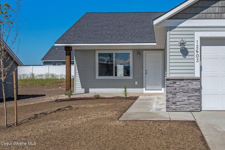 Property Photo:  11720 N Simmons Ln  ID 83858 