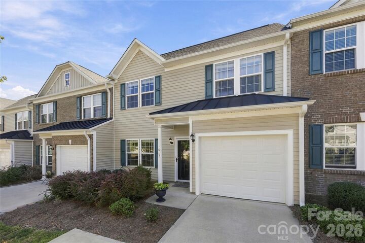 Property Photo: 615 School House Lane SC 29708