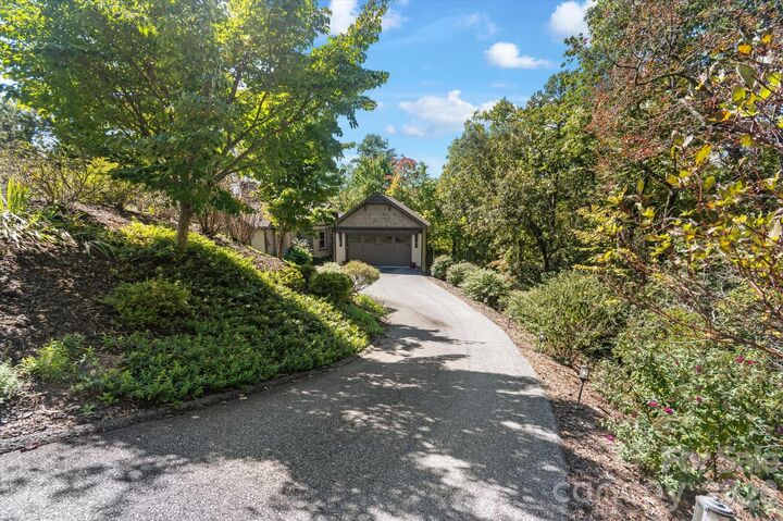 Property Photo:  44 Sunset Trace  NC 28712 