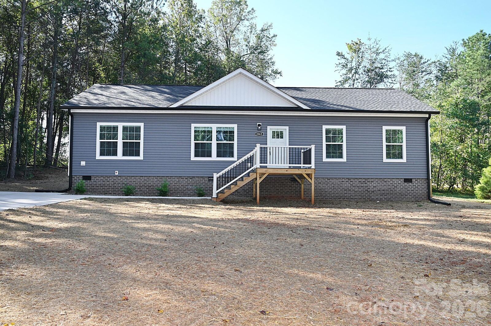 Property Photo: 2026 Windigo Street NC 28658