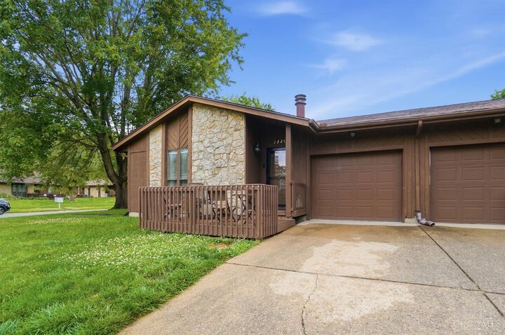 Property Photo: 2221 Joshua Circle OH 45044
