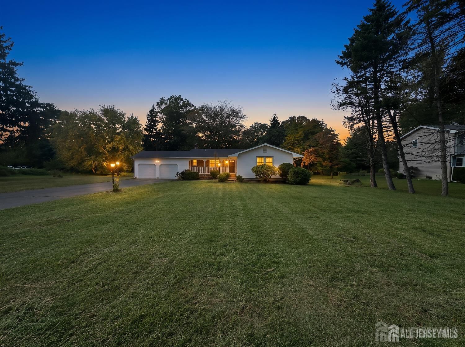 Property Photo:  28 Rockleigh Drive  NJ 08628 