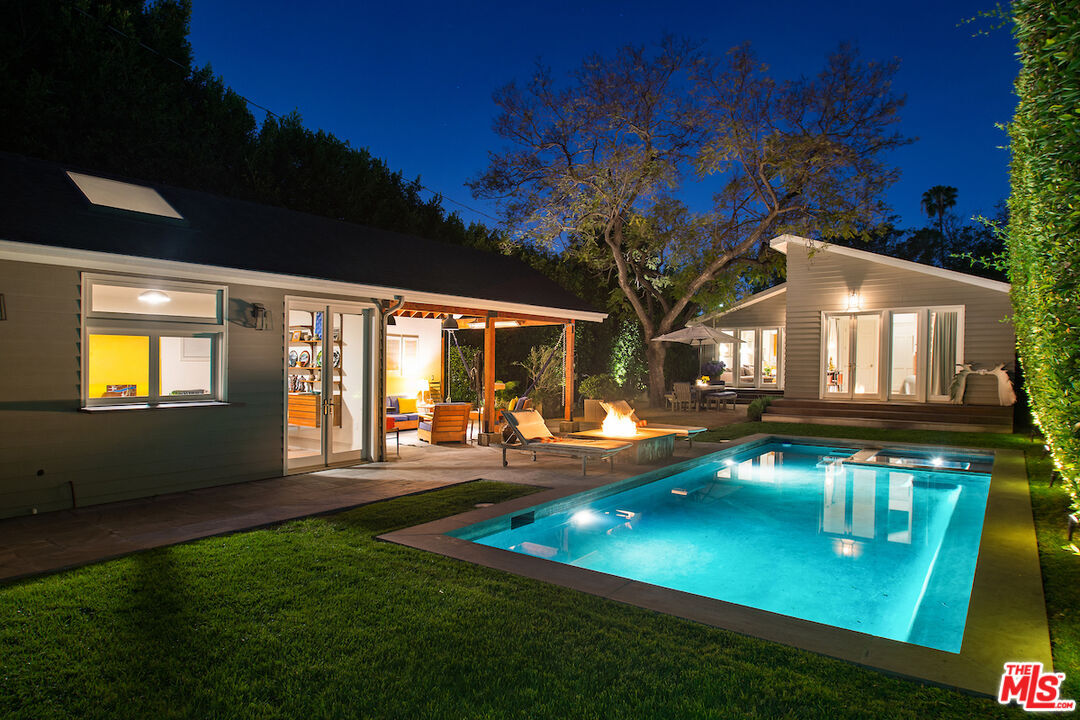 Property Photo: 740 N Martel Ave CA 90046