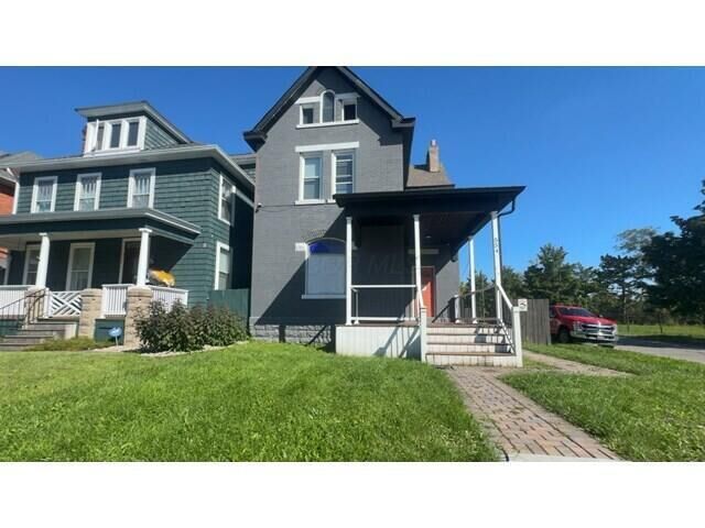 Property Photo: 554 Oakwood Avenue OH 43205