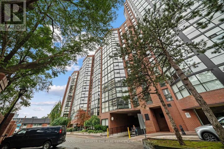 Property Photo: 701 King Street West 1007 ON M5V 2W7