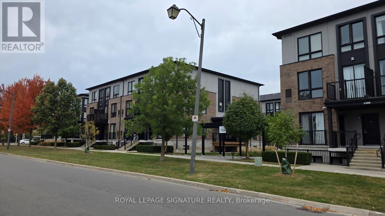 Property Photo: 1208 Main St East Street 203 ON L9T 9K7