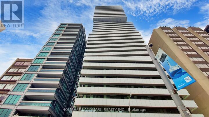 Property Photo:  200 Bloor Street West 2305  ON M5S 0B1 