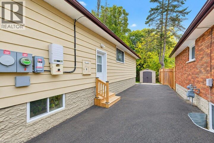 Property Photo:  174 Glen Road  ON N2M 3G2 