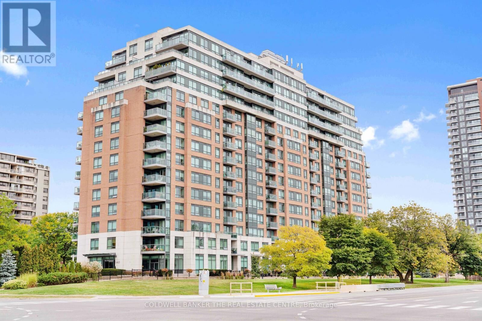 Property Photo: 1403 Royal York Road 711 ON M9P 0A1
