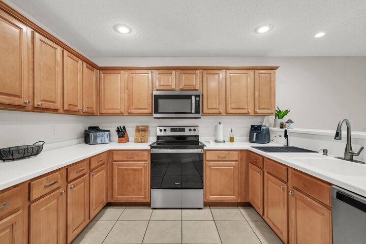 Property Photo:  98 Point Comfort Road  FL 32569 