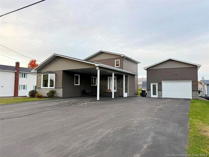 Property Photo:  5 Saint-Joseph Street  NB E7E 1K6 