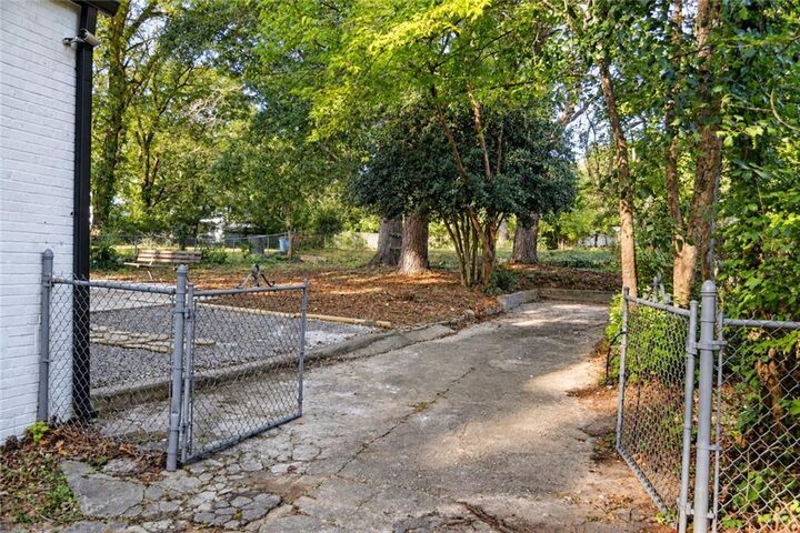 Property Photo:  2499 Sylvan Road  GA 30344 
