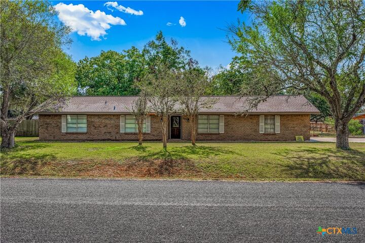 Property Photo:  302 Brooks Road  TX 77904 