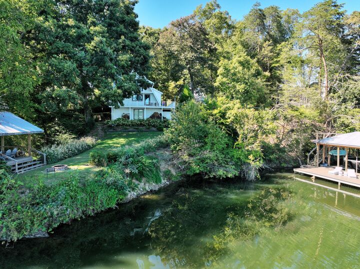 Property Photo: 211 Dabbs Drive TN 37381