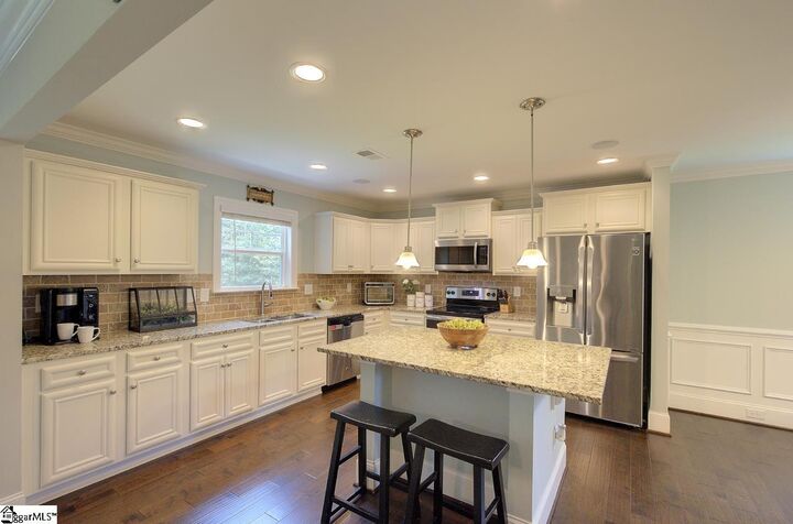 Property Photo:  209 Montague Lane  SC 29640 