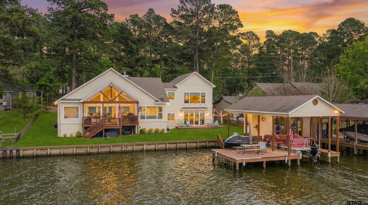Property Photo: 518 Whispering Pine Trail TX 75457