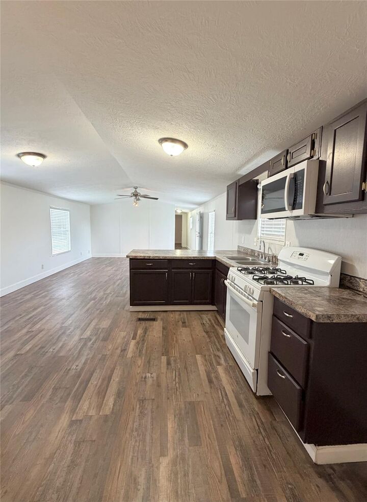 Property Photo:  5323 N Redell Road  TX 77521 
