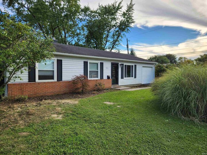 Property Photo:  1915 W Wilno Drive  IN 46952 