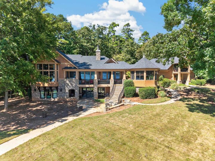 Property Photo: 1541 Bennett Springs Drive GA 30642-9999