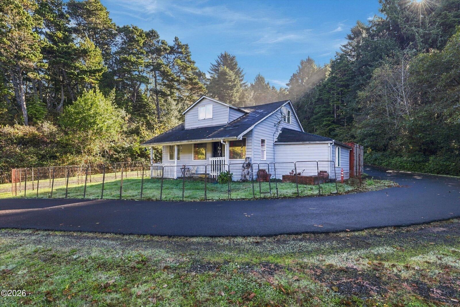 Property Photo: 2740 SE Hwy 101 OR 97367