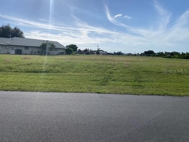 Property Photo:  17335 Ophir Lane  FL 33955 