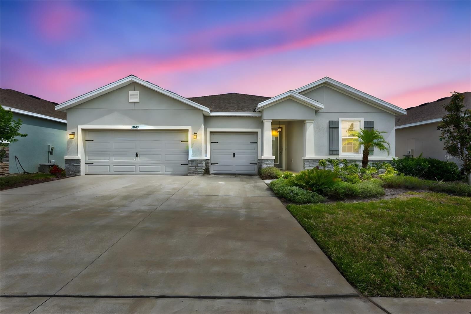 Property Photo:  17032 Harvest Moon Way  FL 34211 