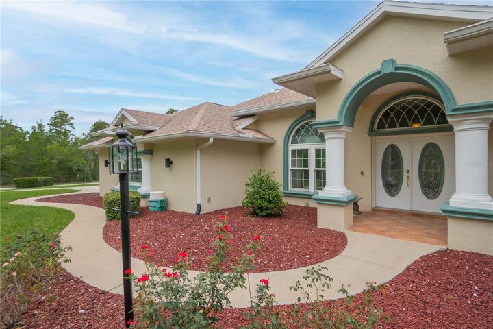 Property Photo:  5 Zinnias Court  FL 34446 