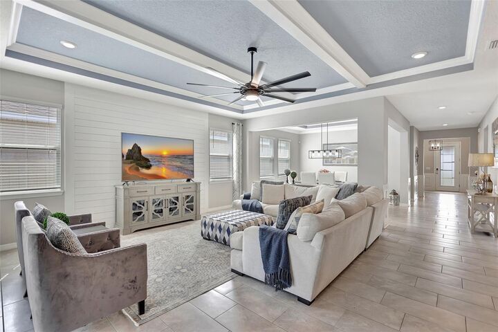 Property Photo: 17032 Harvest Moon Way FL 34211