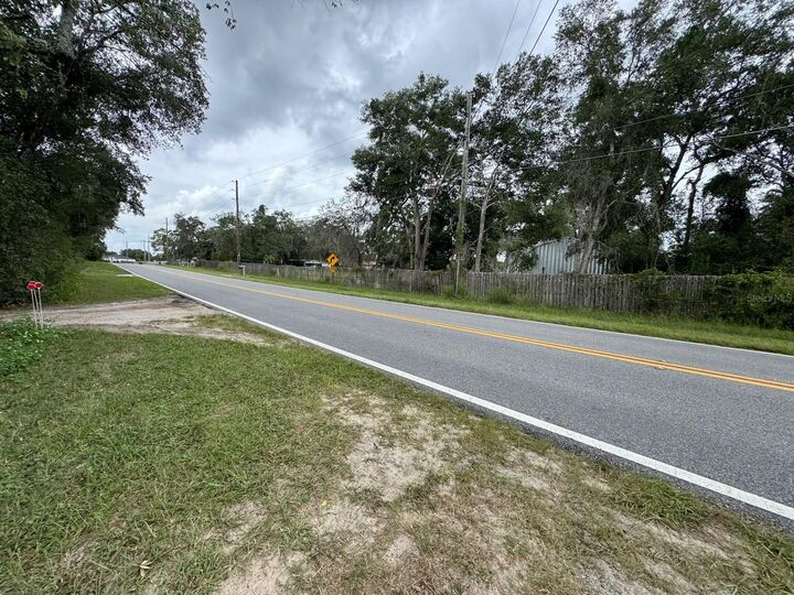 Property Photo:  19150 County Road 450  FL 32784 