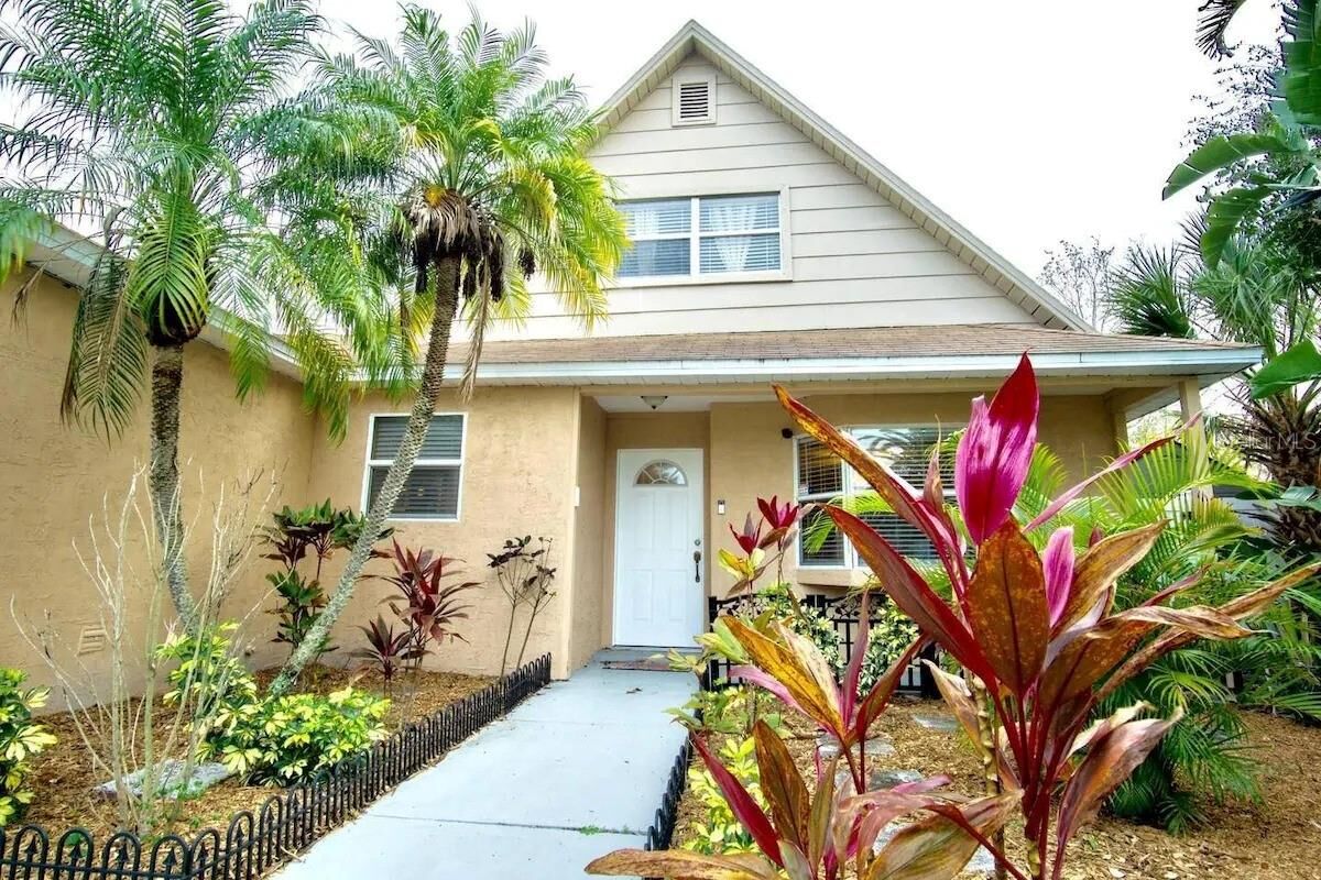 Property Photo:  12925 129th Avenue  FL 33774 