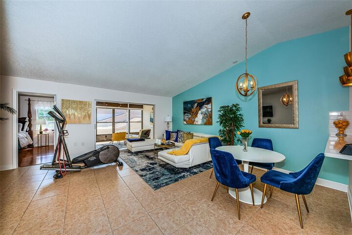 Property Photo: 1022 Bowsprit Lane 1022 FL 34691