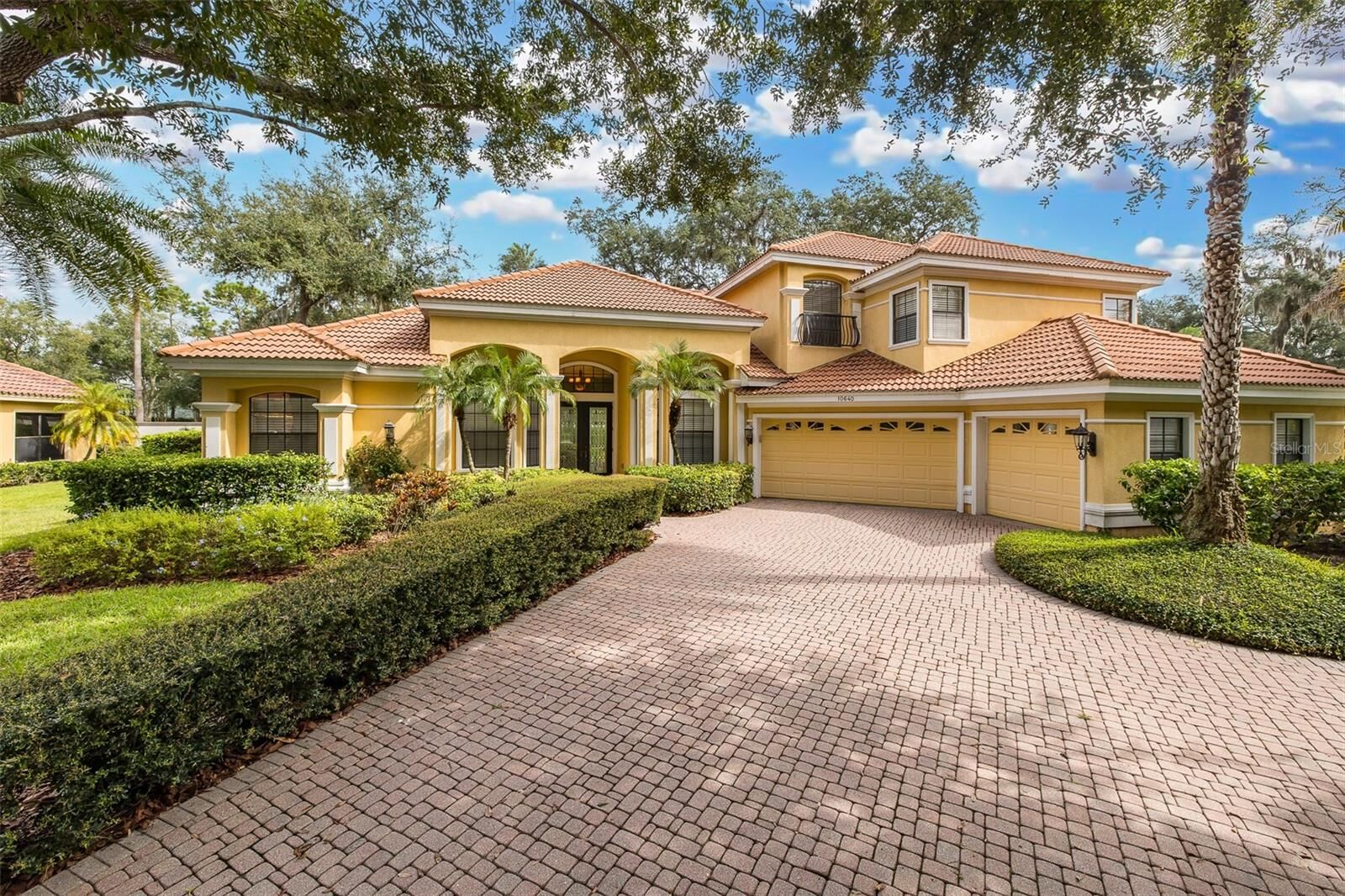 Property Photo:  10640 Pontofino Circle  FL 34655 