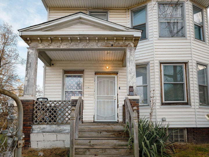 Property Photo: 5062 Parker Street MI 48213-2964