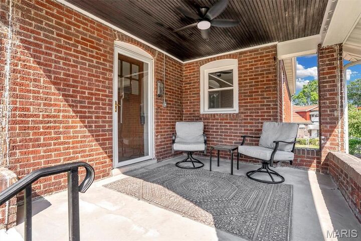 Property Photo: 5810 S Kingshighway Boulevard MO 63109