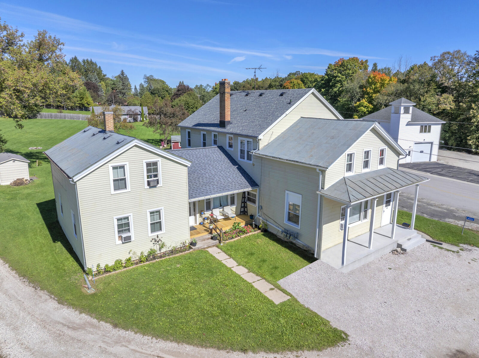 Property Photo: W4160 Main Rd WI 53073