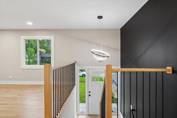 Property Photo:  1075 Lancaster Court  IL 60169 