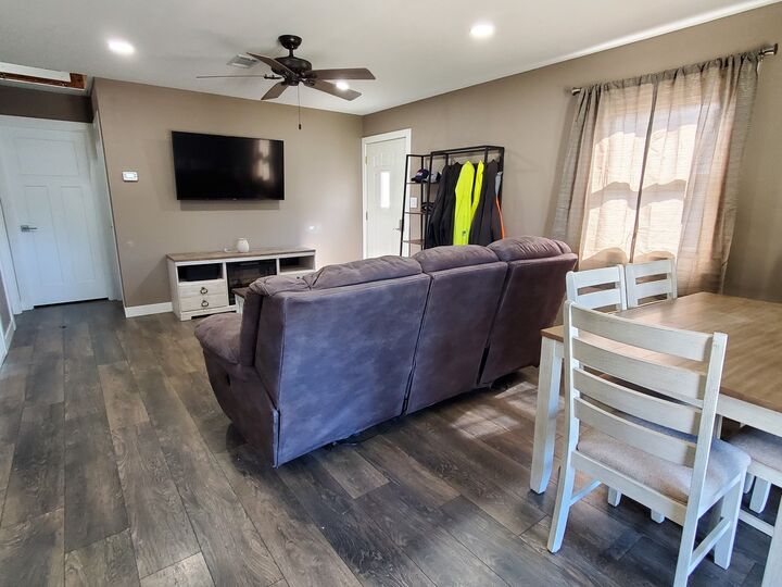 Property Photo: 1445 Tonti Street IL 61301