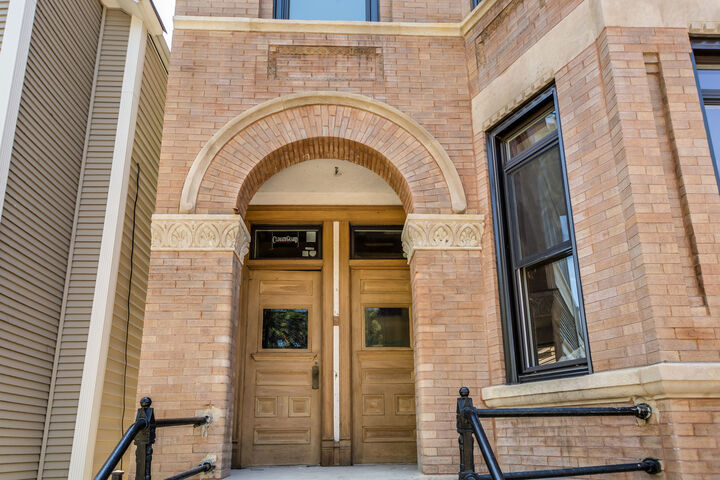 Property Photo: 2441 W Cortland Street 1 IL 60647