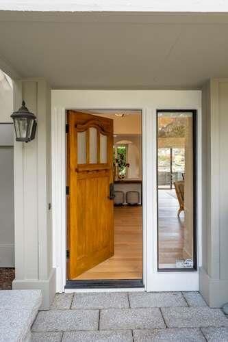 Property Photo:  619 Marlin Court  CA 94065 