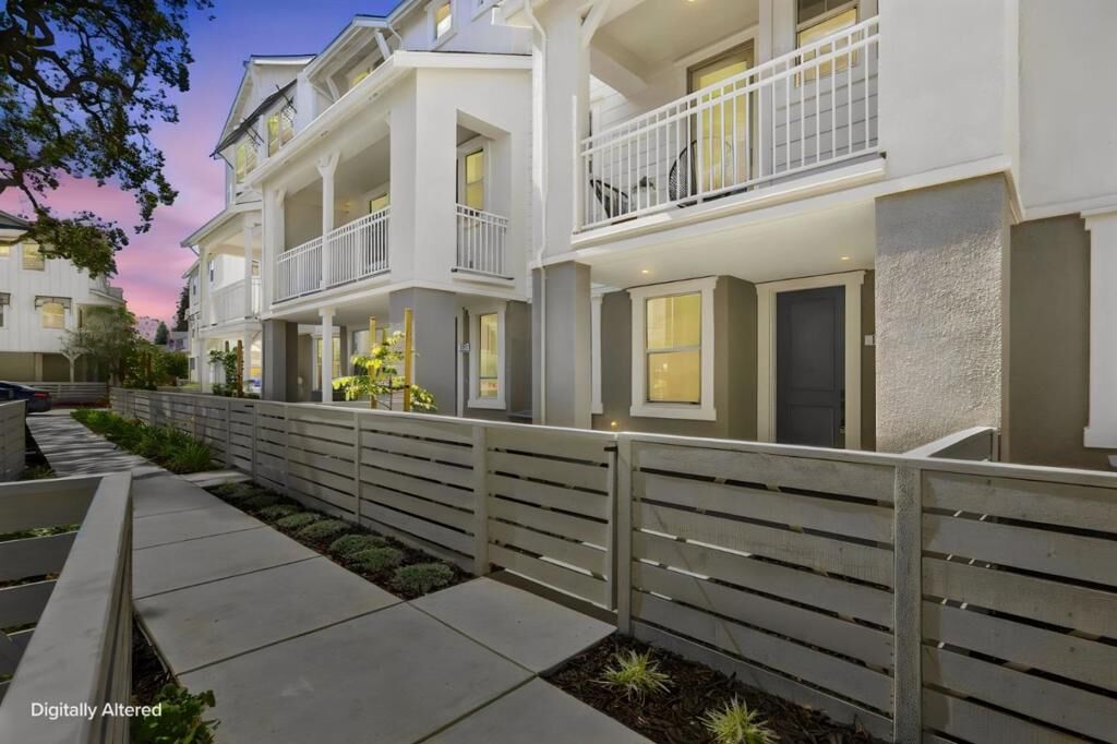 Property Photo:  114 Oak Circle  CA 94597 