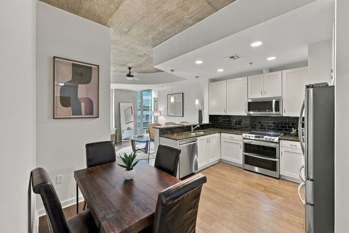 Property Photo: 301 Demonbreun St 1120 TN 37201